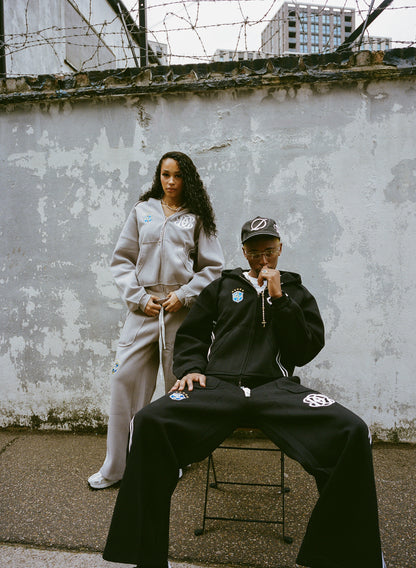 EMBROIDERED DENIM HAT