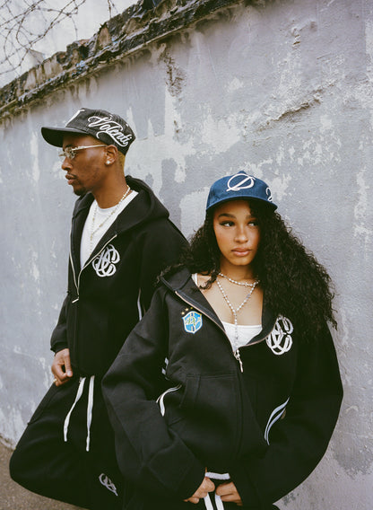 EMBROIDERED DENIM HAT